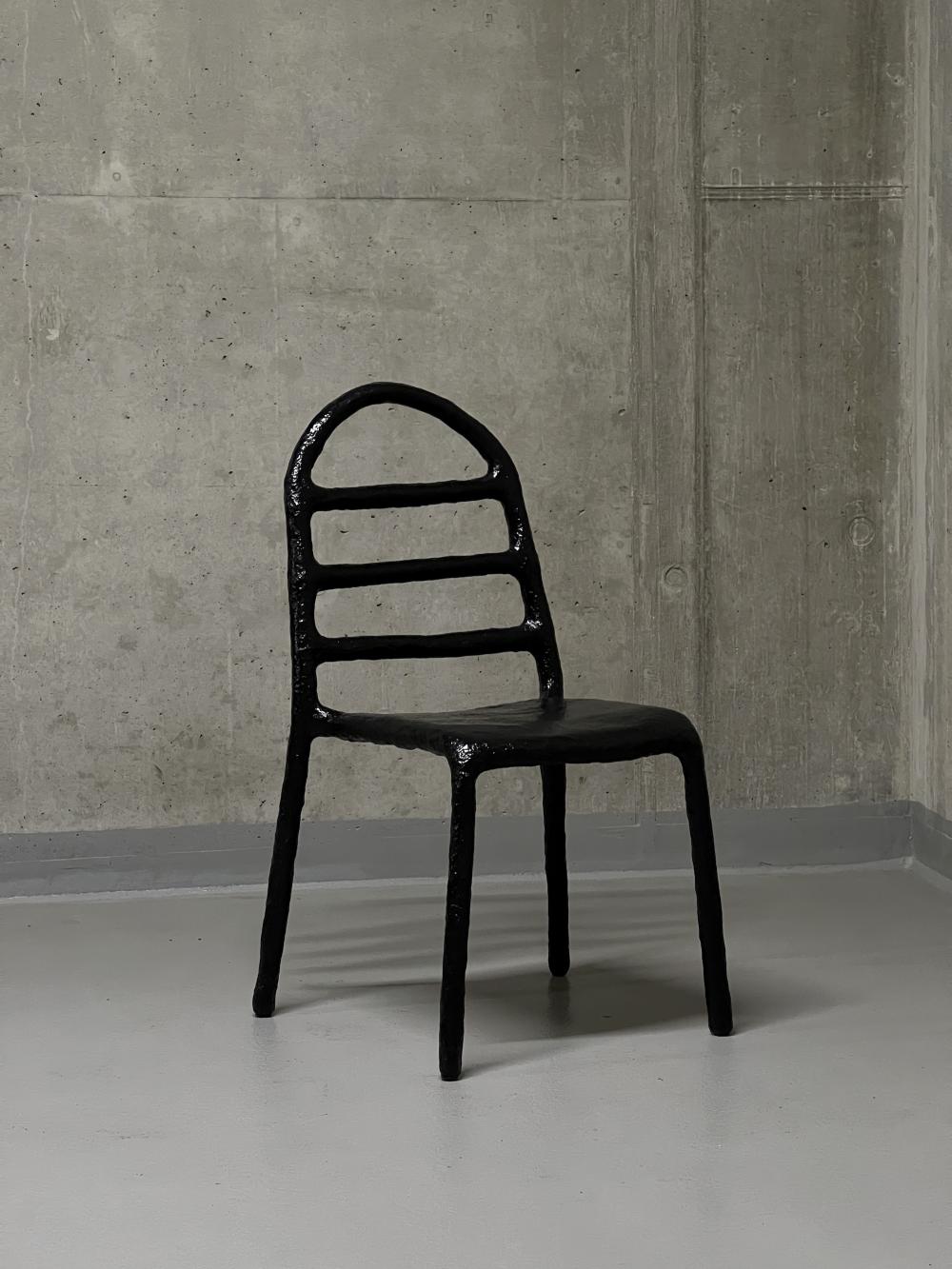 Black Grill Chair